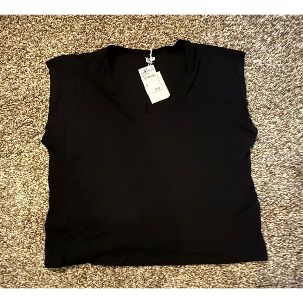 NWT Nordstrom Black V-Neck Sleeveless Undershirt Women’s Size XL